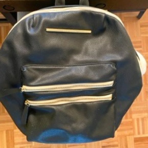 Back Bag , Black, Leather, Steve Madden